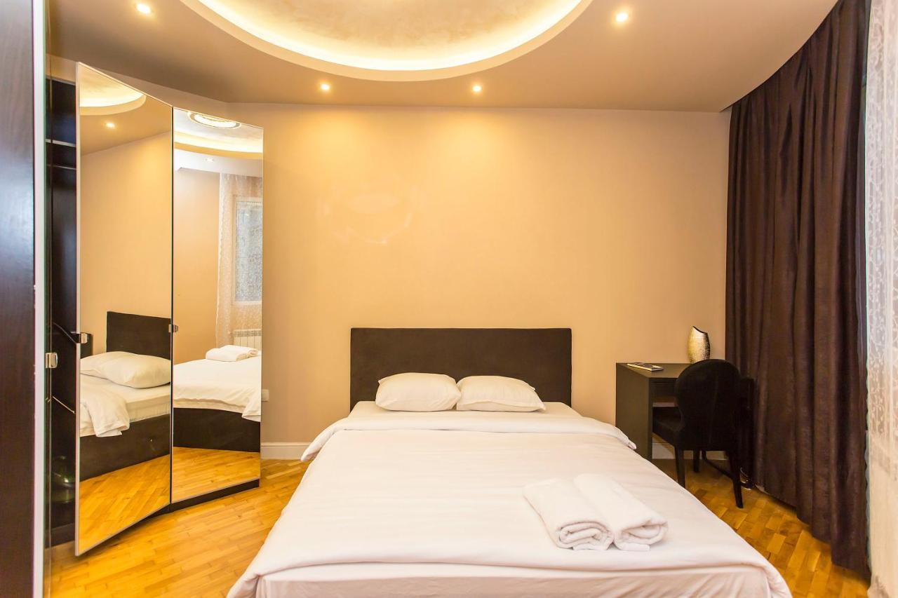 Elegant 2Bdr Apartment With A Balcony ソフィア エクステリア 写真
